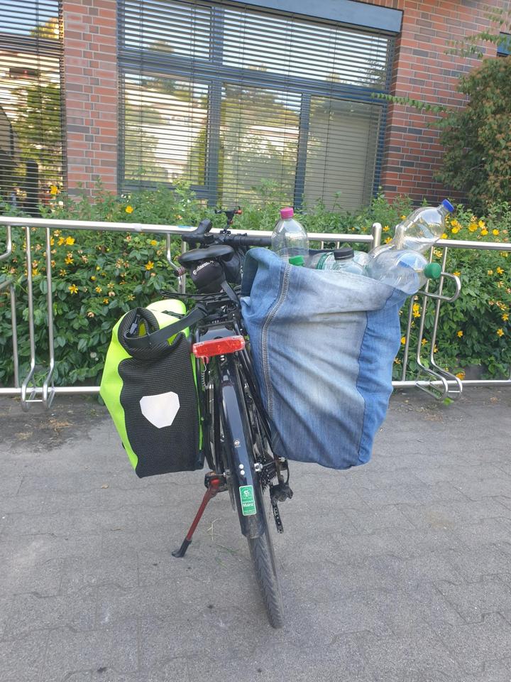 Fahrrad mit selbstgenähter Tasche