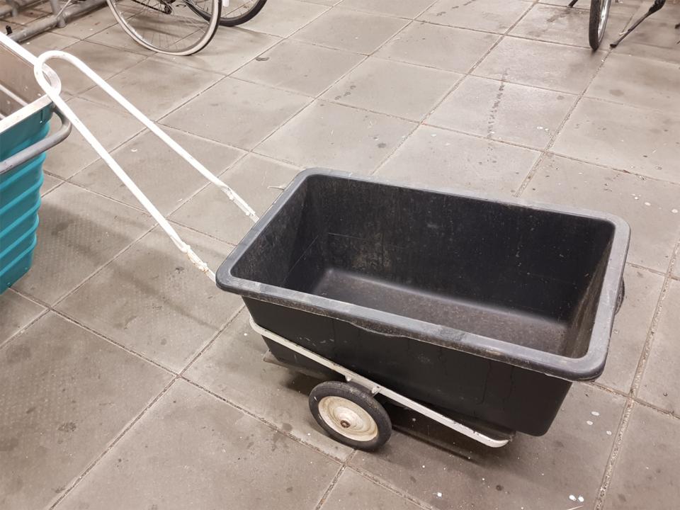 Handkarren mit Speiswanne