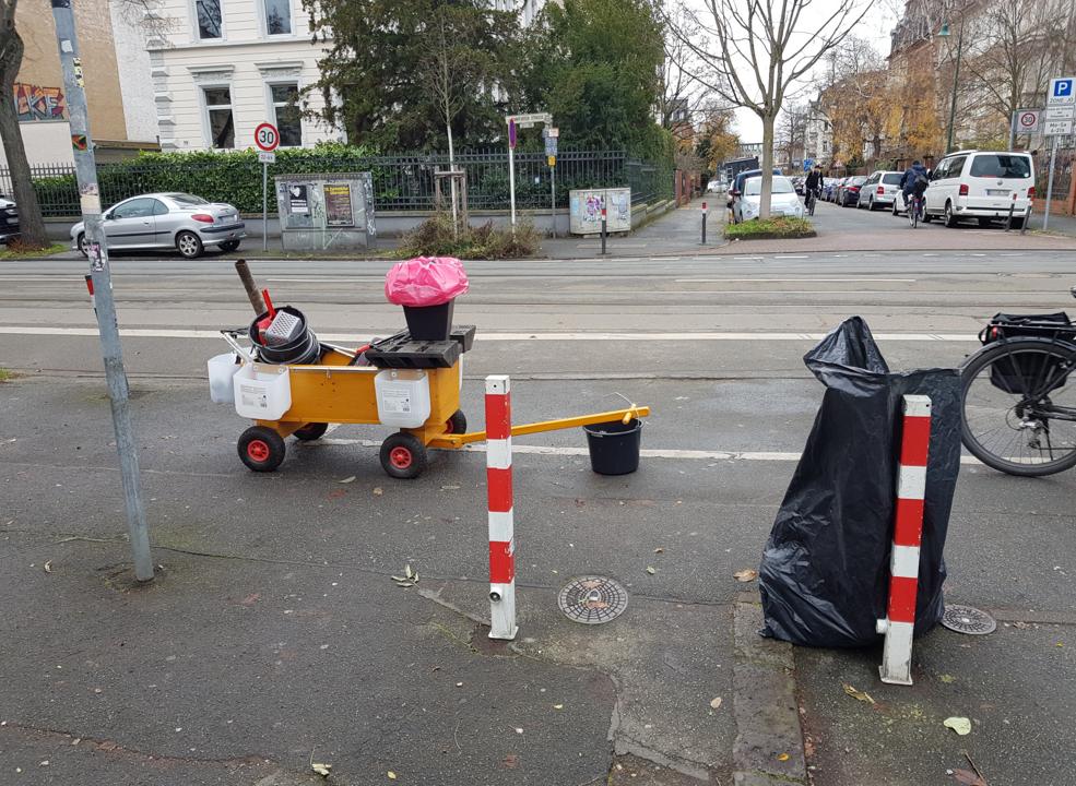 Erstmal den Kram auf dem Waste-Buster umschichten