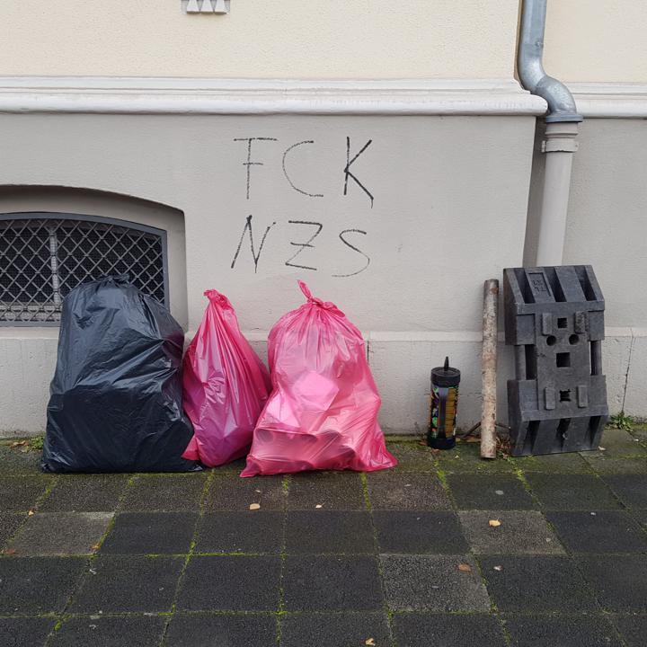 Muell am Sammelplatz abgeladen