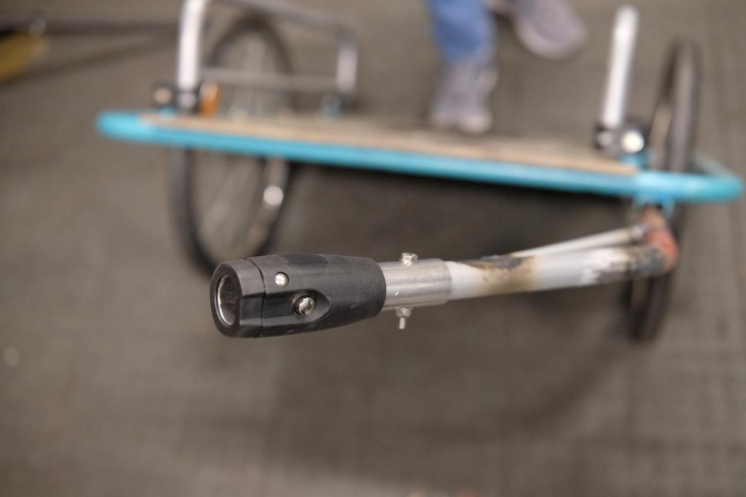 Deichsel mit Weber-Deichselanschluss